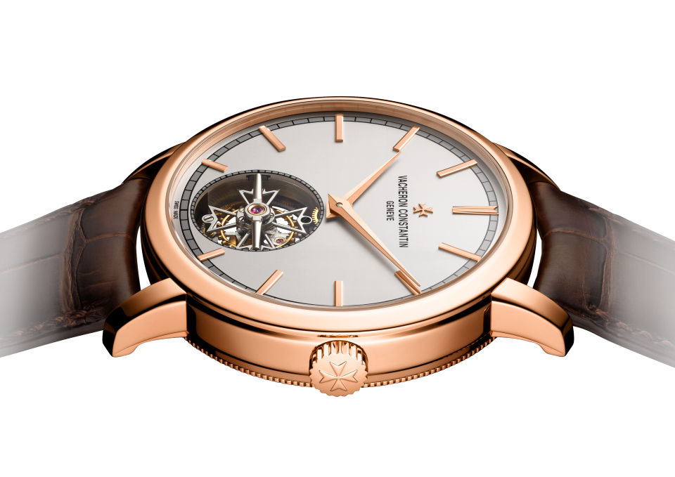 Alternative view - Ambiance product photo - Watch - Traditionnelle tourbillon - 41 mm Pink Gold with Alligator leather strap