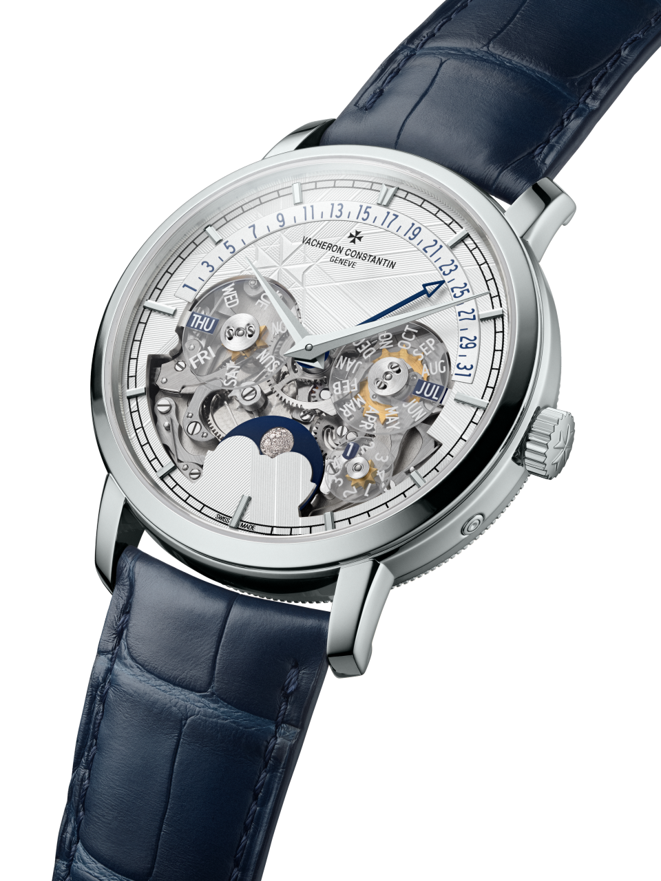 3/4视图 - 产品图片 - 腕表 - Traditionnelle传袭系列万年历逆跳日历镂雕腕表 - 41毫米 铂金 隽永 鳄鱼皮 表带