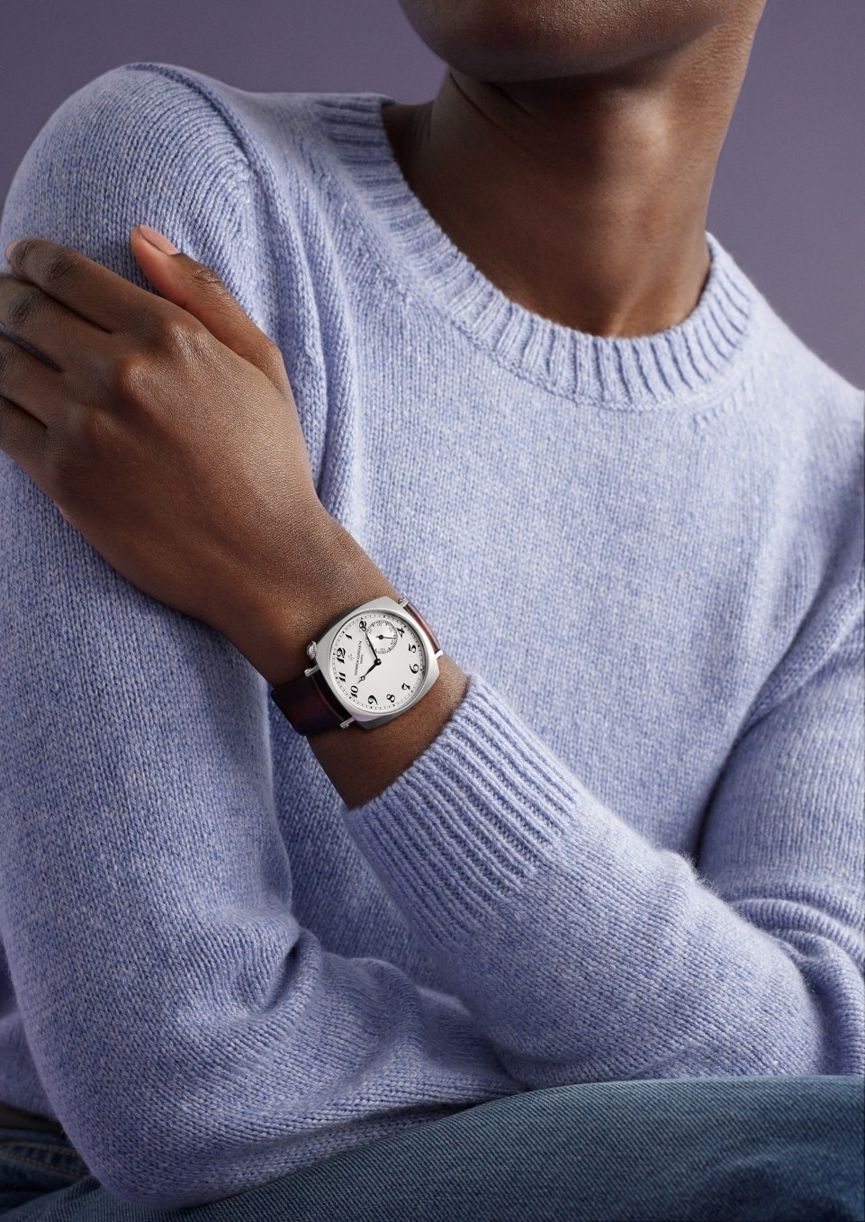 - Lifestyle product photo - Watch - Historiques American 1921 - 36.5 mm White Gold with Calfskin leather strap