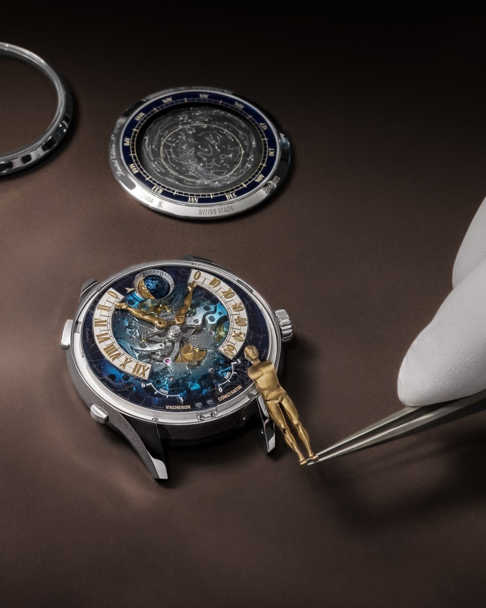 可选视图 - 品牌形象 - 腕表 - Métiers d’Art艺术大师系列致敬时光臻途 - 43毫米 白金 隽永 鳄鱼皮 表带
