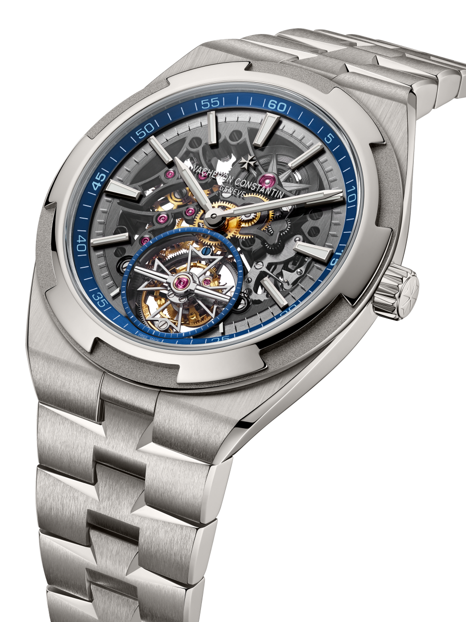 3/4 view - Packshot - Watch - Overseas tourbillon skeleton - 42.5 mm Titanium with Grained calfskin leather, Rubber straps