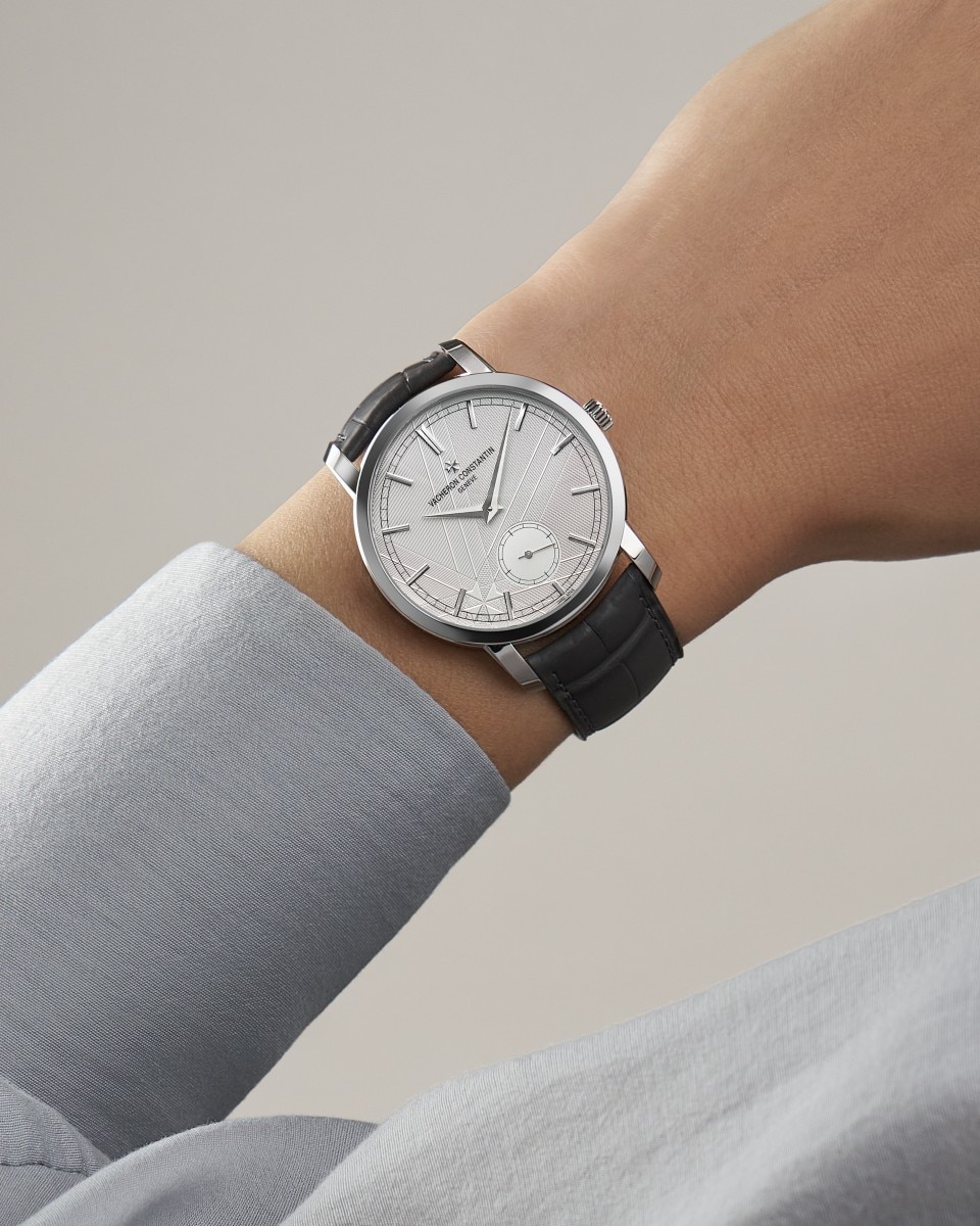 可选视图 - 生活风格作品照片 - 腕表 - Traditionnelle传袭系列手动上链腕表 - 38毫米 铂金 隽永 鳄鱼皮 表带