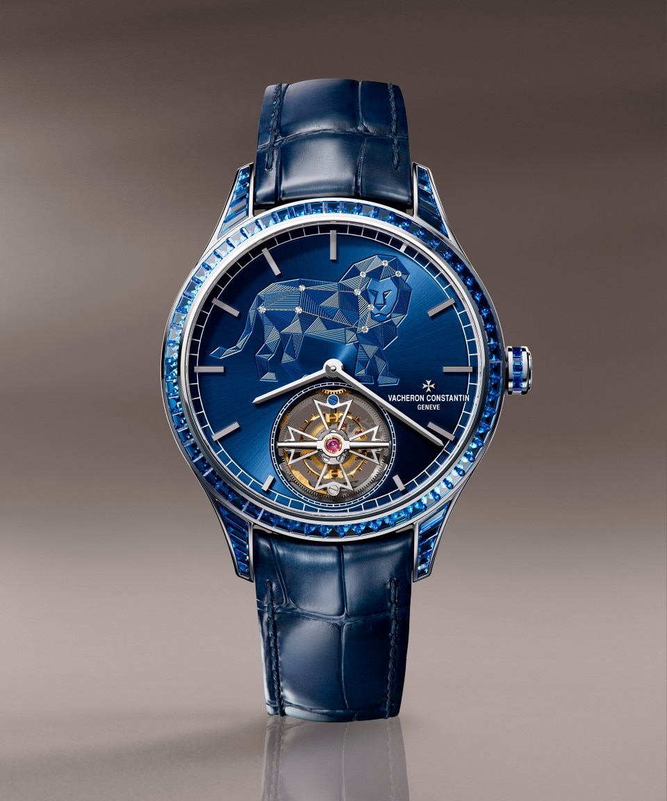 正视图 - 生活风格作品照片 - 腕表 - Métiers d'Art艺术大师系列致敬星辰万象 - 狮子座 - 39毫米 白金 隽永 鳄鱼皮 表带