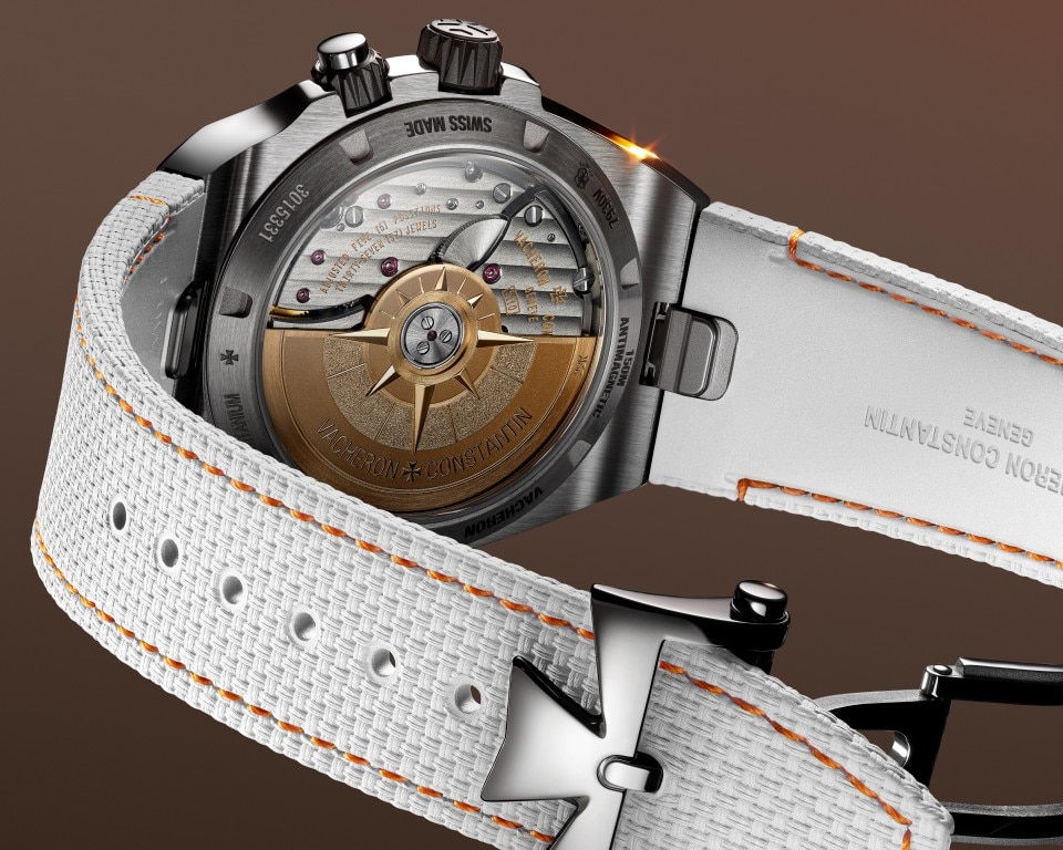 Back view - Packshot - Watch - Overseas dual time Cardinal Points - North - 41 mm Titanium with Rubber, Titanium straps