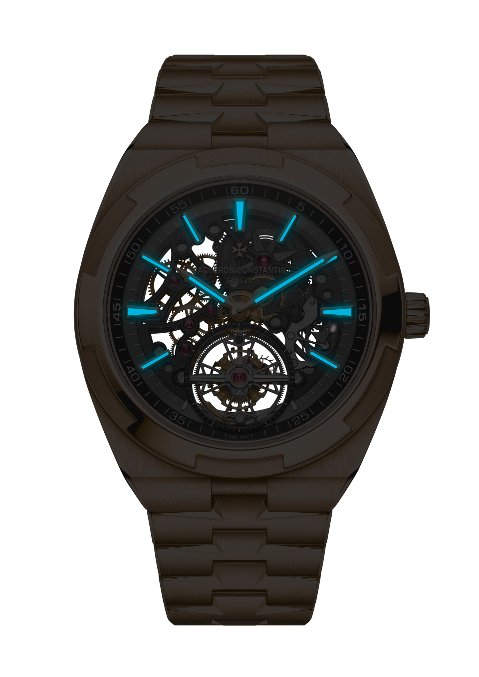 Night view - Image - Watch - Overseas tourbillon skeleton - 42.5 mm Pink Gold with 18K pink gold, Grained calfskin leather, Rubber straps