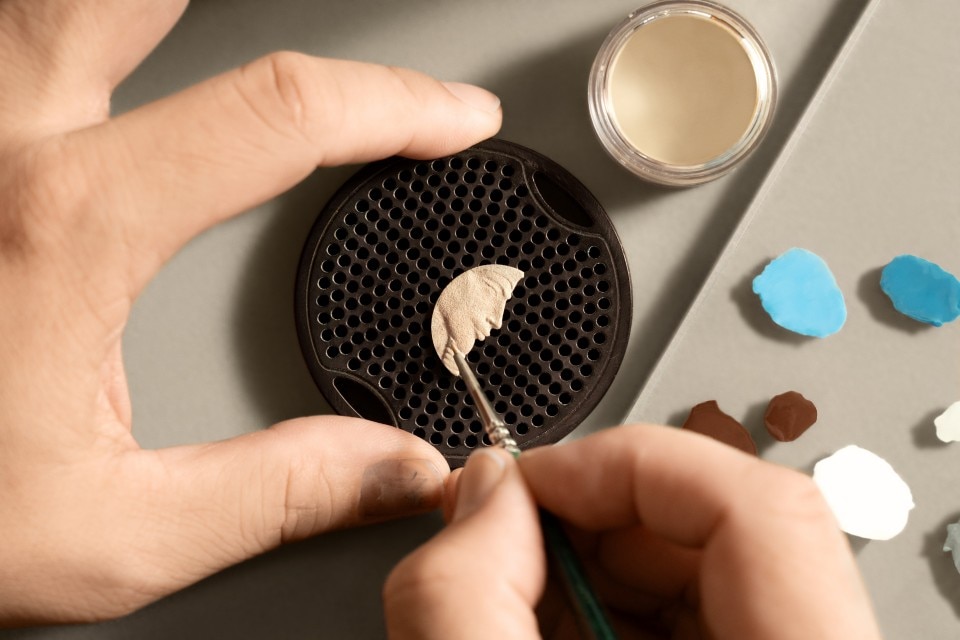  - Image - Watch - Métiers d'Art Tribute to great civilisations - Buste d'Akhénaton - 42 mm White Gold with Alligator leather strap