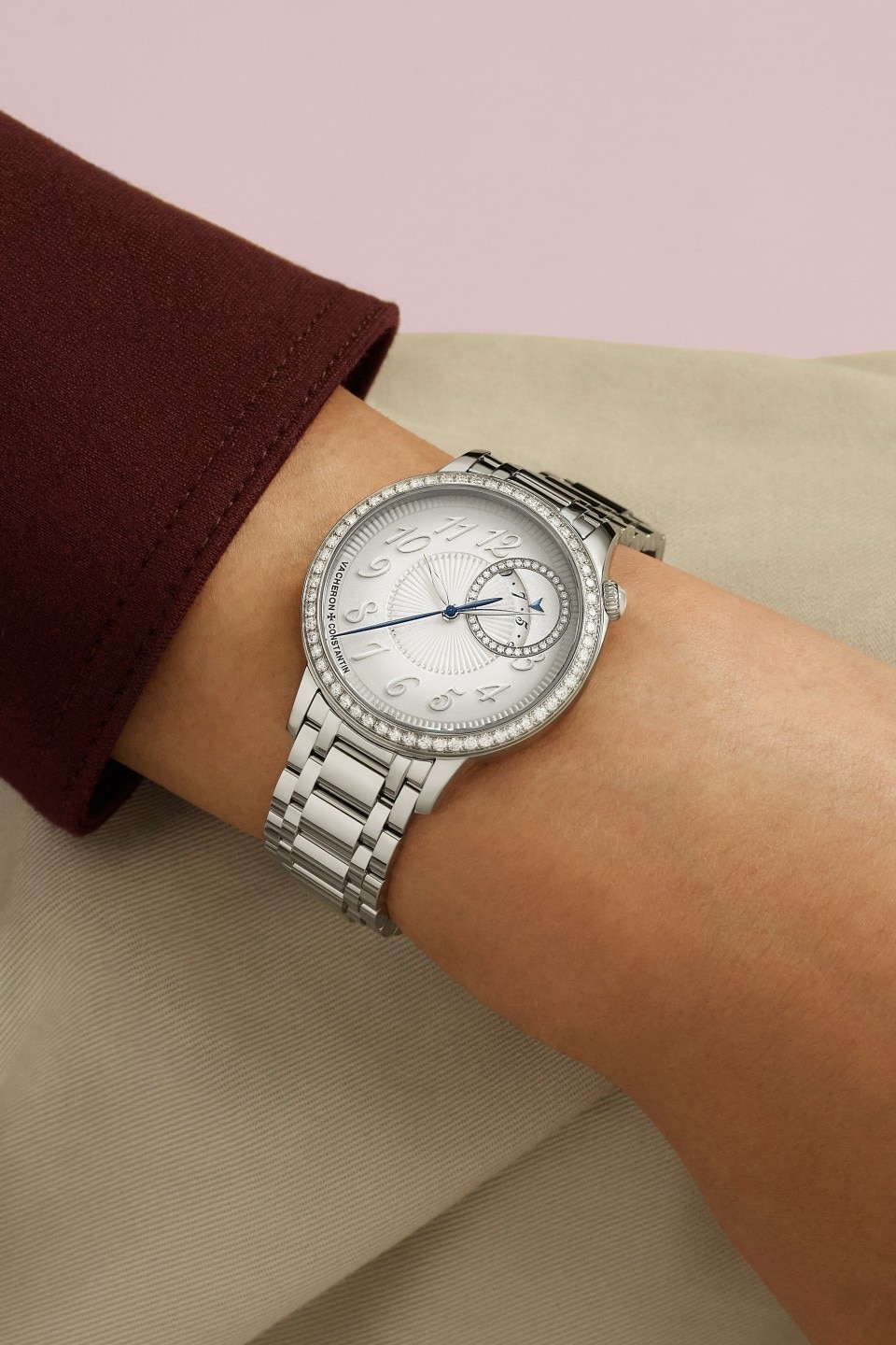 - Lifestyle product photo - Watch - Egérie self-winding - 35 mm Steel with strap