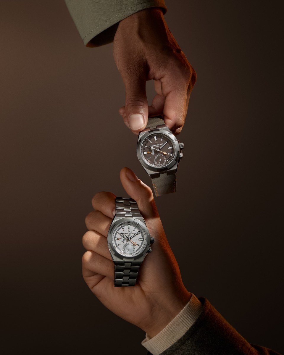 Alternative view - Lifestyle product photo - Watch - Overseas dual time Cardinal Points - North - 41 mm Titanium with Rubber, Titanium straps